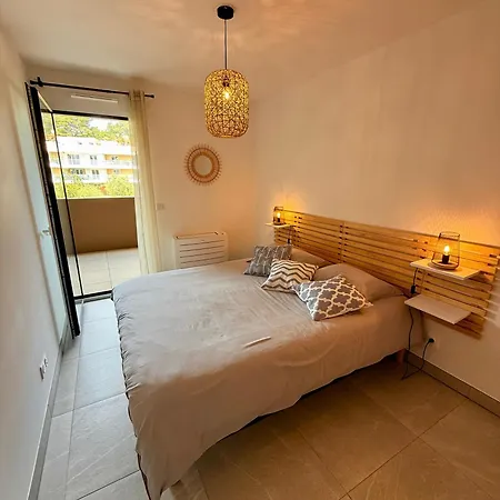 3 Pieces Neuf Sur Jardin Piscine Debordement En Rooftop Vue Et Montagnes Parking Gratuit Climatisation 2 Apartment *