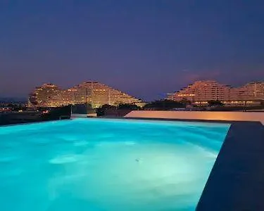 3 Pieces Neuf Sur Jardin Piscine Debordement En Rooftop Vue Et Montagnes Parking Gratuit Climatisation 2 아파트 빌뇌브루베