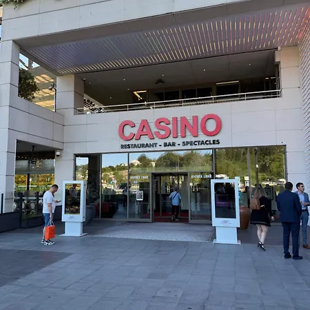 아파트 3 Pieces Neuf Sur Jardin Piscine Debordement En Rooftop Vue Et Montagnes Parking Gratuit Climatisation 2 *